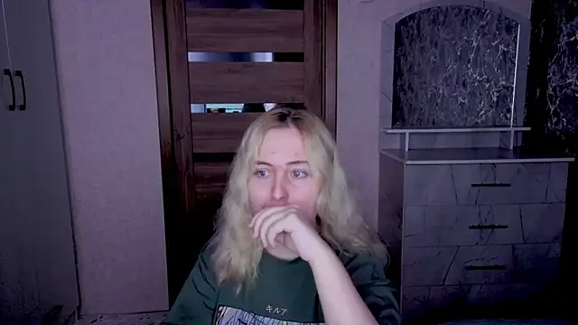 Kristy-Max online show from 26, 4, 2026