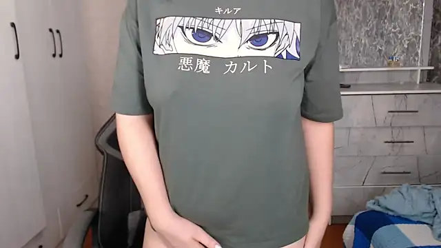 Snapshot of Kristy-Max chatting on 14, 11, 2025 Kristy-Max online show from 14, 11, 2025