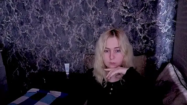 Kristy-Max online show from 1, 4, 2026