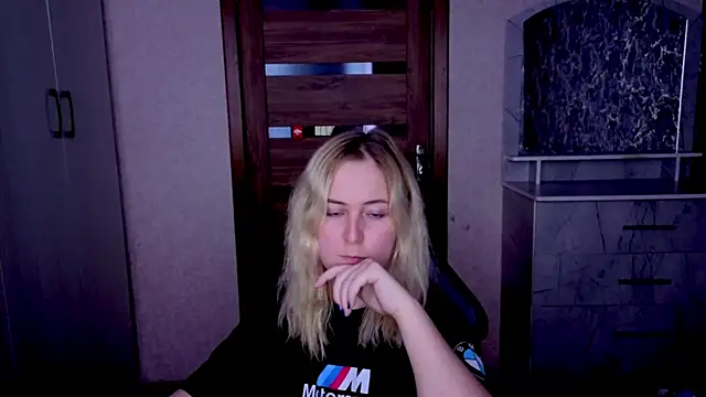 Kristy-Max online show from 3, 6, 2026