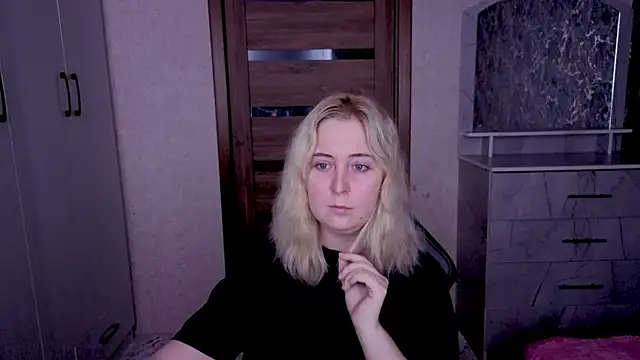 Kristy-Max online show from 15, 3, 2026