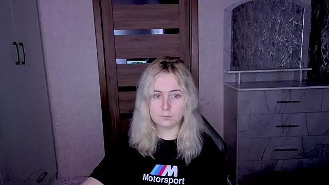 Kristy-Max online show from 28, 4, 2026