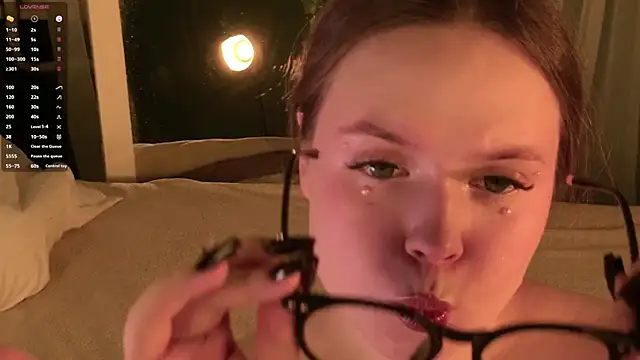 SunnyRisha online show from 3, 12, 2025