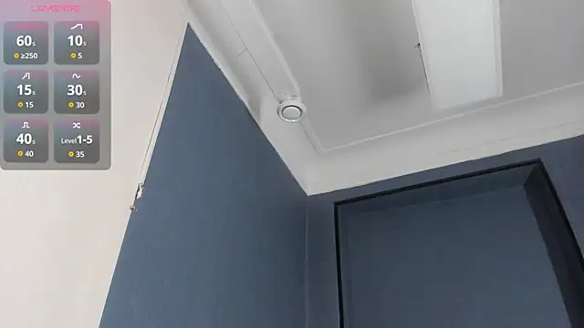 JesiaFoxi online show from 7, 11, 2025