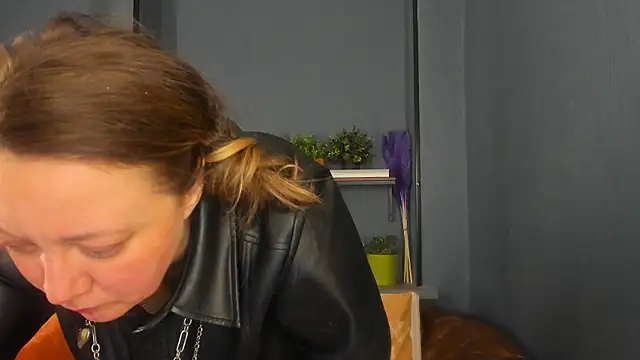 JesiaFoxi online show from 26, 2, 2025
