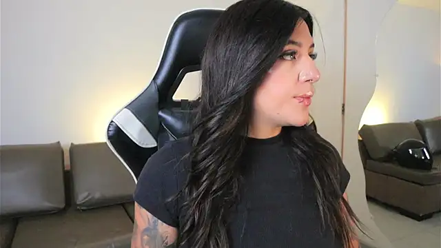 ashleyvalirya online show from 24, 3, 2026