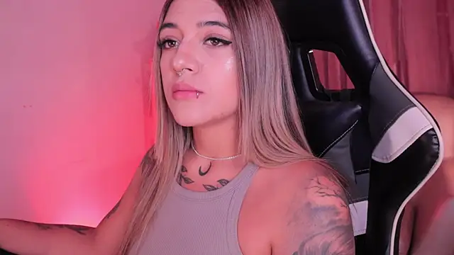 ashleyvalirya online show from 9, 1, 2026