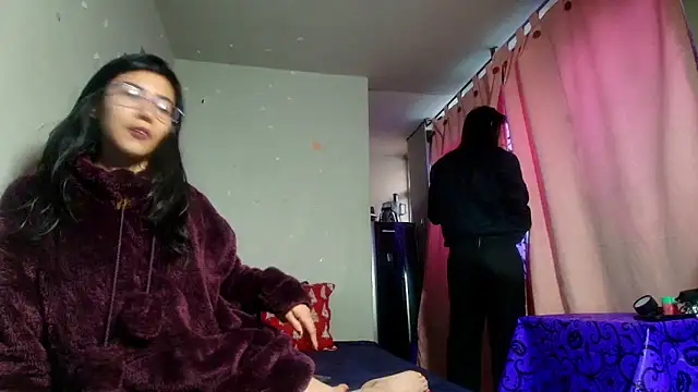 Snapshot of deserters_anki chatting on 18, 11, 2025 deserters anki online show from 18, 11, 2025