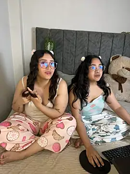 maddie-and-chelsea- online show from 4, 2, 2026