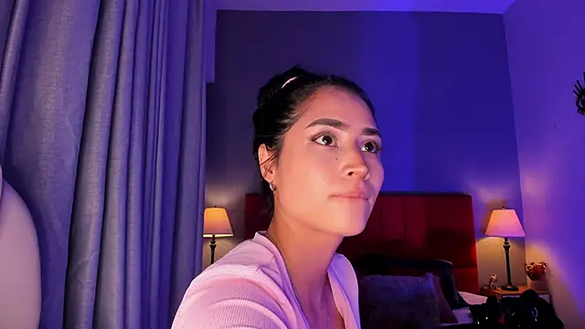 Giovanna oliveira online show from 25, 10, 2025