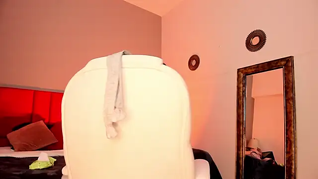 Giovanna oliveira online show from 4, 2, 2026