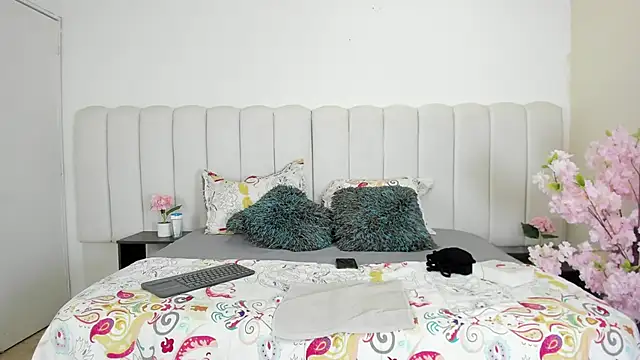 lyzzi smith01 online show from 8, 11, 2025