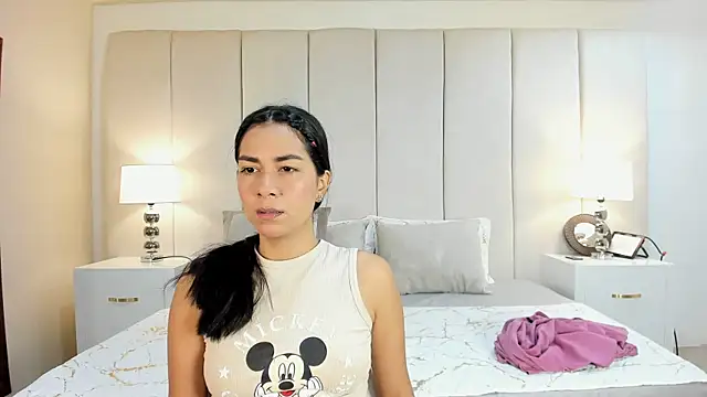 lyzzi smith01 online show from 25, 2, 2025
