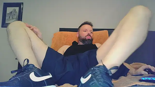 Snapshot of ExposureMakesMeHard chatting on 29, 5, 2026 ExposureMakesMeHard online show from 29, 5, 2026