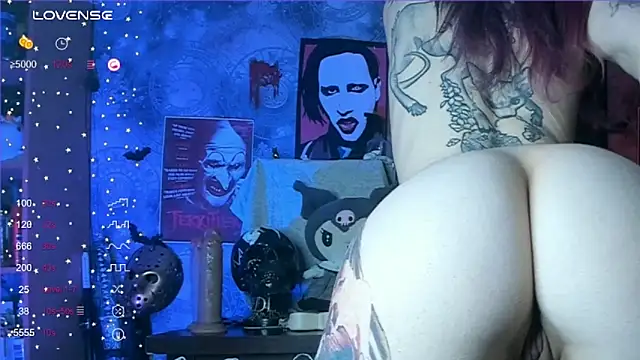 Snapshot of KuromiRacer_ chatting on 13, 10, 2025 KuromiRacer online show from 13, 10, 2025