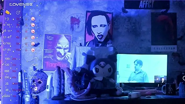 Snapshot of KuromiRacer_ chatting on 16, 9, 2025 KuromiRacer online show from 16, 9, 2025