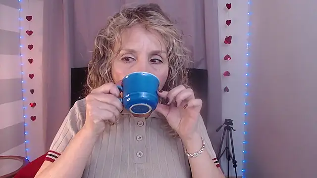 Afrodita sg online show from 18, 2, 2026