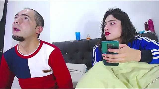 Snapshot of sofya-n-andy chatting on 13, 9, 2025 sofya-n-andy online show from 13, 9, 2025