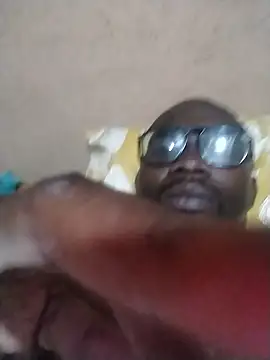 BigDTee98 online show from 13, 1, 2026