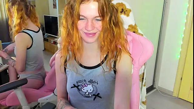 Sunny Elly online show from 7, 10, 2025