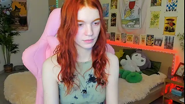 Sunny Elly online show from 2, 2, 2025