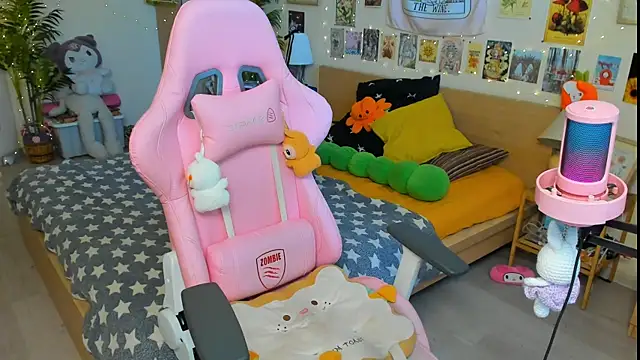 Sunny Elly online show from 7, 6, 2026