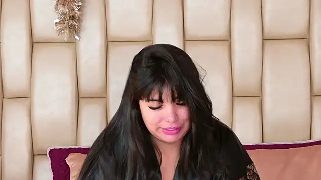 Alexa Miss online show from 1, 12, 2025