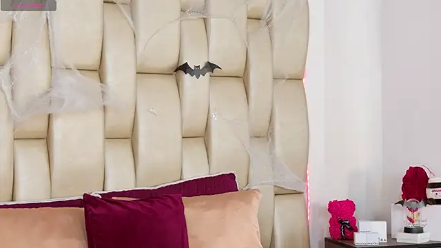 Alexa Miss online show from 21, 10, 2025