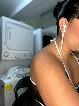 Alexa Miss online show from 10, 10, 2025