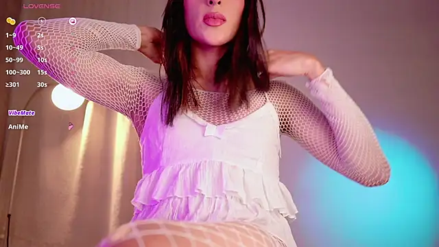 Snapshot of Samara_Gray chatting on 6, 1, 2026 Samara Gray online show from 6, 1, 2026