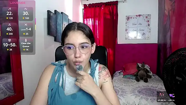 miley blue  online show from 23, 6, 2026