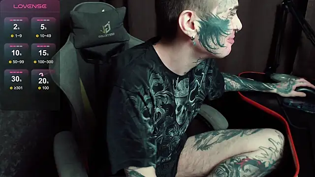 lonelycrystal online show from 6, 11, 2025