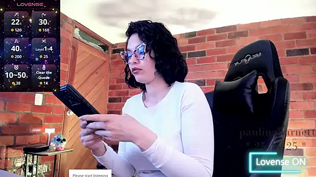 paulinabarnett- online show from 26, 11, 2025