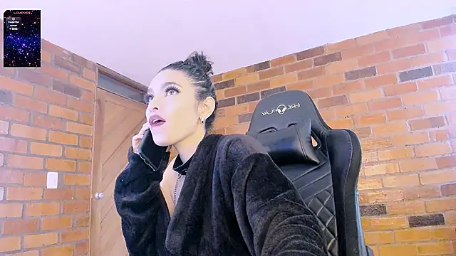 paulinabarnett- online show from 28, 12, 2024