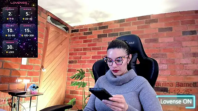 paulinabarnett- online show from 5, 12, 2025