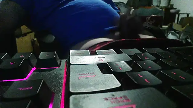 slickwill123 online show from 27, 3, 2026