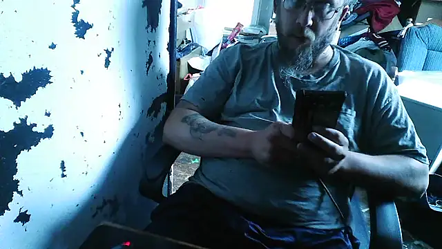 slickwill123 online show from 18, 4, 2026