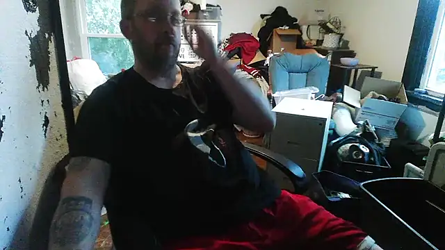 slickwill123 online show from 4, 4, 2026