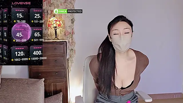 L-Moonlight online show from 4, 1, 2025