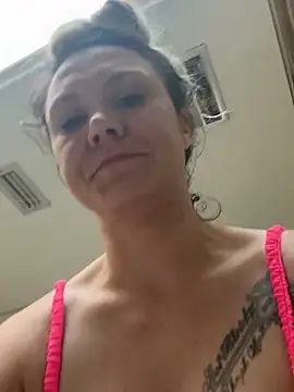 hotNReady6969 online show from 23, 2, 2025