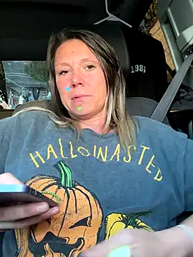 Snapshot of hotNReady6969 chatting on 30, 10, 2025 hotNReady6969 online show from 30, 10, 2025