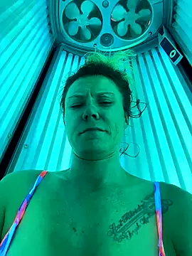 Snapshot of hotNReady6969 chatting on 21, 10, 2025 hotNReady6969 online show from 21, 10, 2025