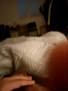 Snapshot of Hmoy chatting on 20, 12, 2025 Hmoy online show from 20, 12, 2025