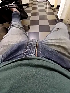 Snapshot of Long_Laster chatting on 24, 2, 2025 Long Laster online show from 24, 2, 2025