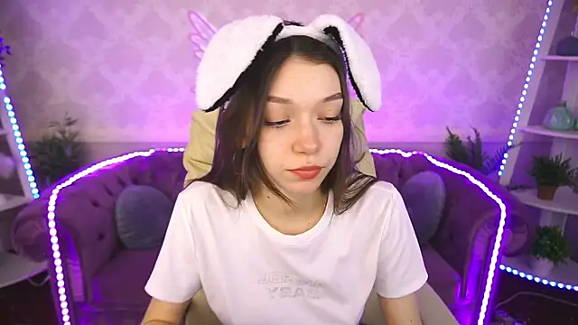Cherry Wipe online show from 10, 2, 2025