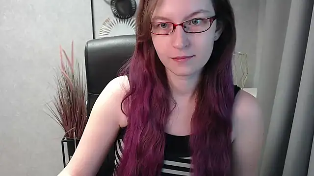 emmaxDelight online show from 23, 1, 2025