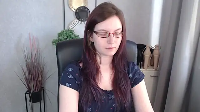 emmaxDelight online show from 12, 3, 2026