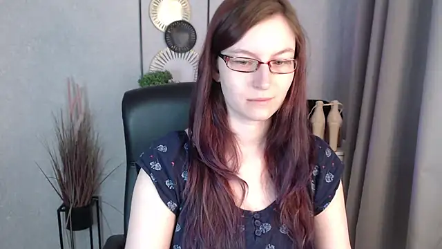 emmaxDelight online show from 16, 3, 2026