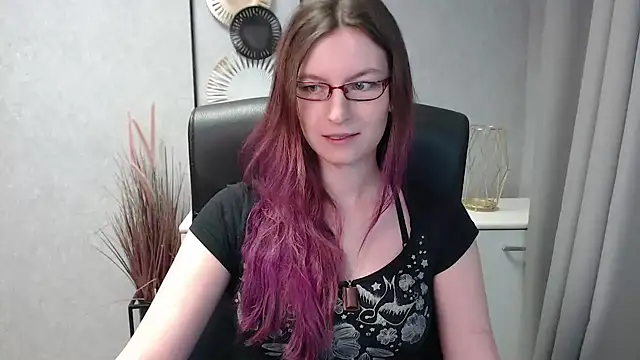 emmaxDelight online show from 26, 1, 2025