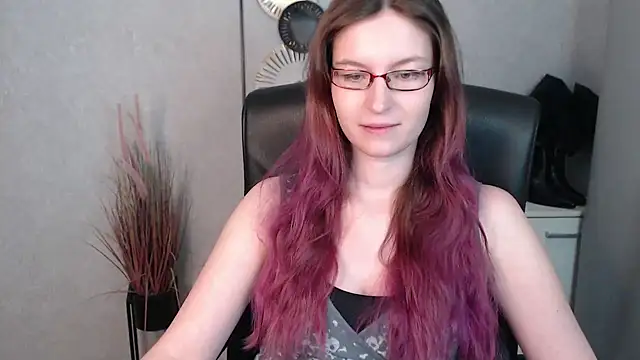 emmaxDelight online show from 12, 2, 2025